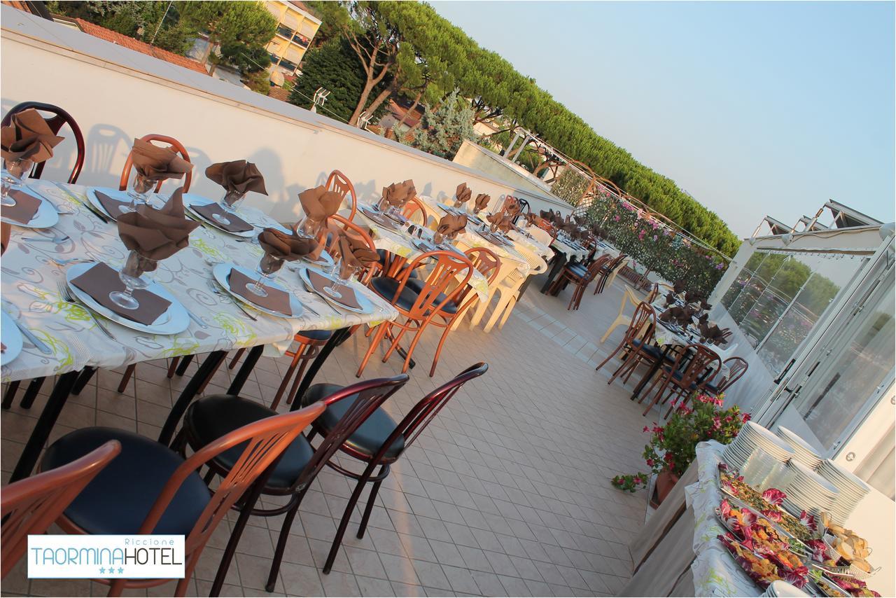 Hotel Taormina Riccione Kültér fotó